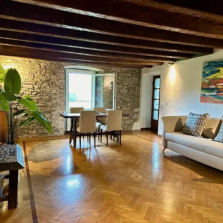 Magic Place - Namaste With Hills View - Citta Alta 아파트