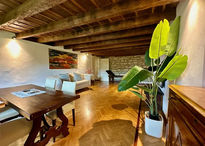 Magic Place - Namaste With Hills View - Citta Alta 아파트